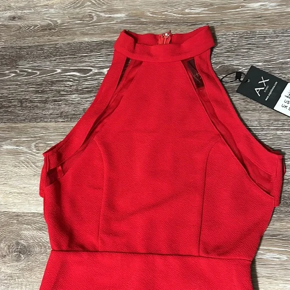 Red Dress - Picture 2 of 3